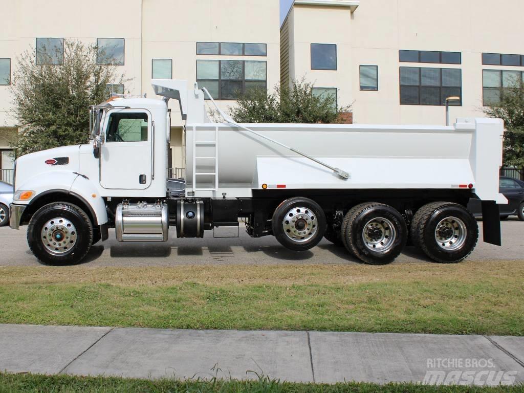 Peterbilt 348 Pašizgāzējs