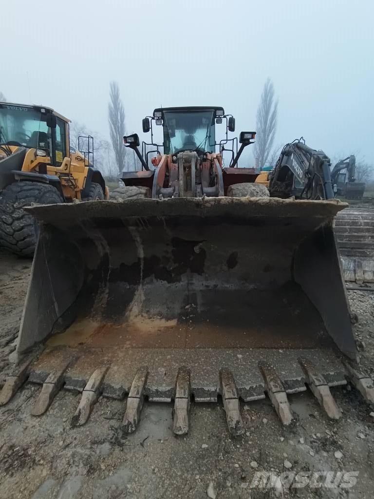 Hitachi ZW 310 Iekrāvēji uz riteņiem