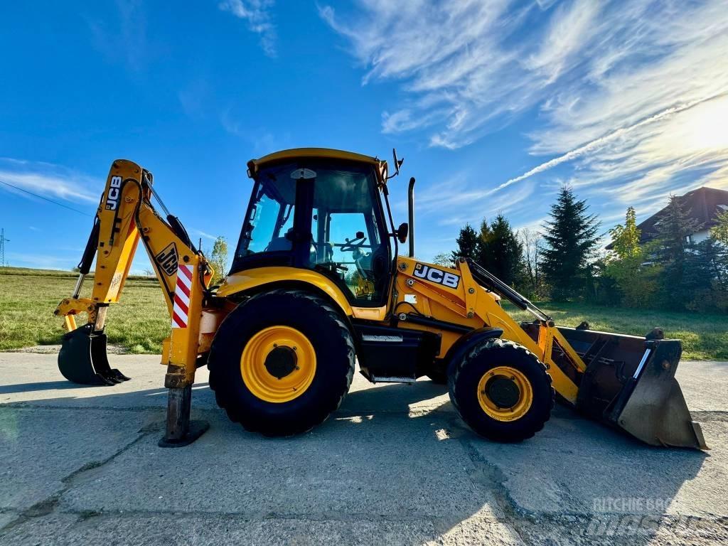 JCB 3CX Ekskavatori-iekrāvēji