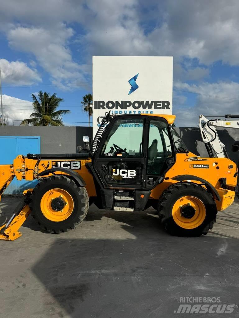 JCB 540-140 HiViz Teleskopiskie manipulatori