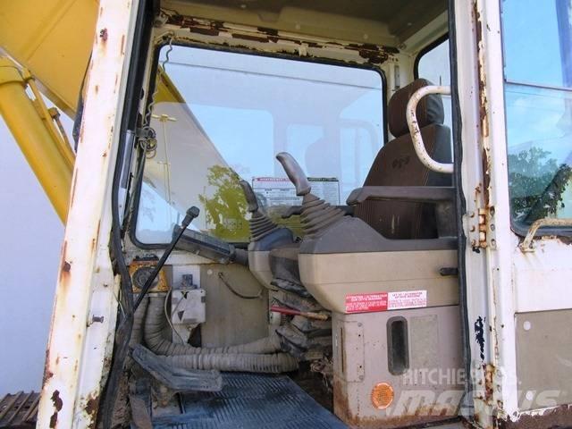Komatsu PC 180 LC Kāpurķēžu ekskavatori