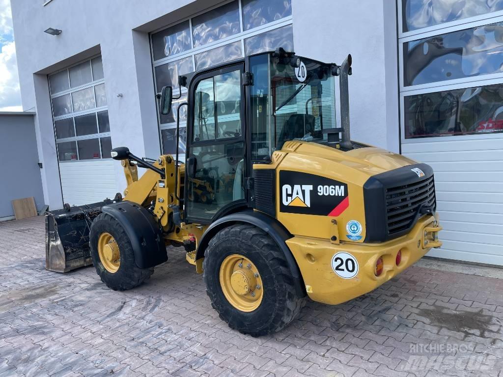 CAT 906 M Iekrāvēji uz riteņiem