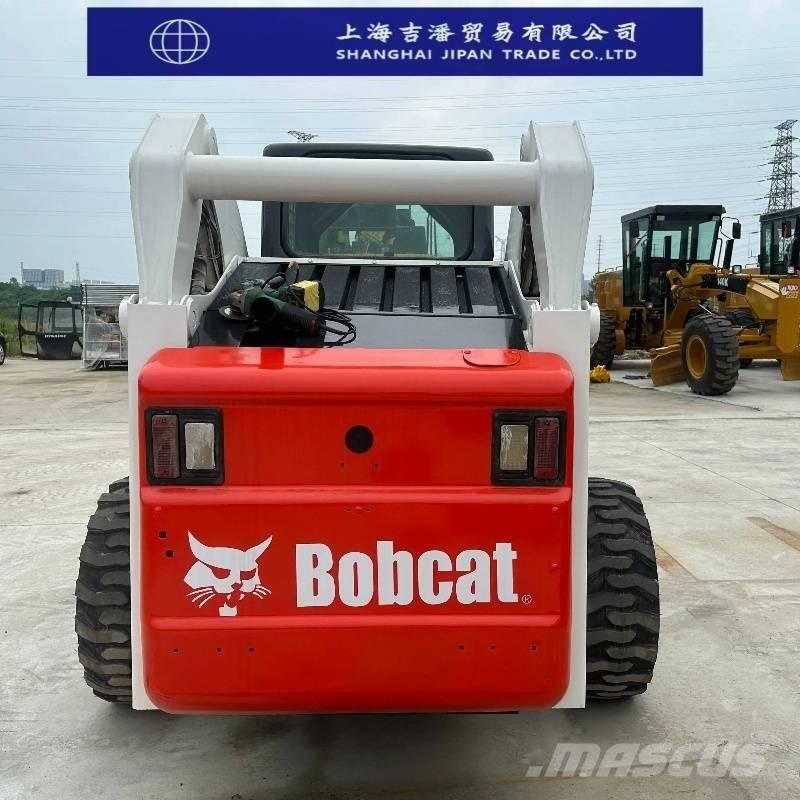 Bobcat s 300 Lietoti riteņu kompaktiekrāvēji