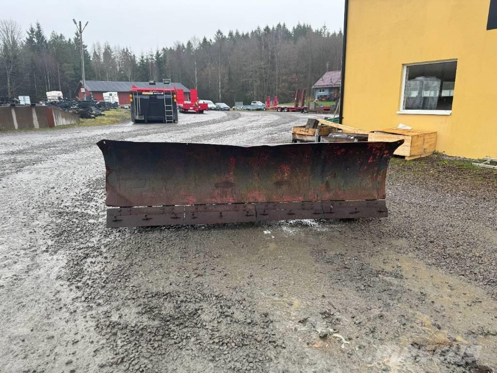 Svedala Snöblad Sniega naži un tīrītāji