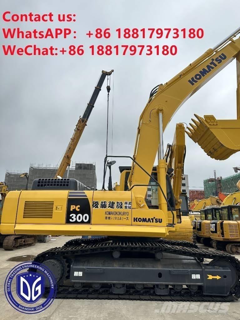 Komatsu PC300-8N1 Kāpurķēžu ekskavatori