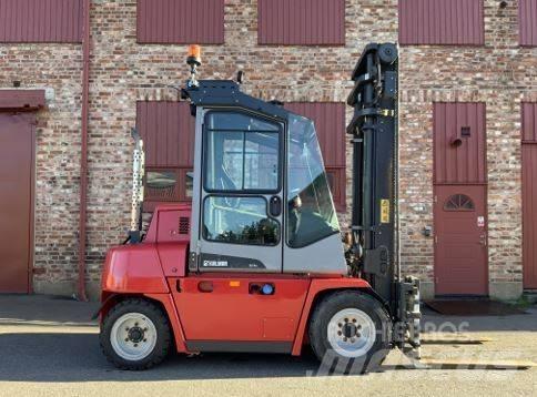 Kalmar DCF 55-6 H Tehnika ar dīzeļa dzinēju
