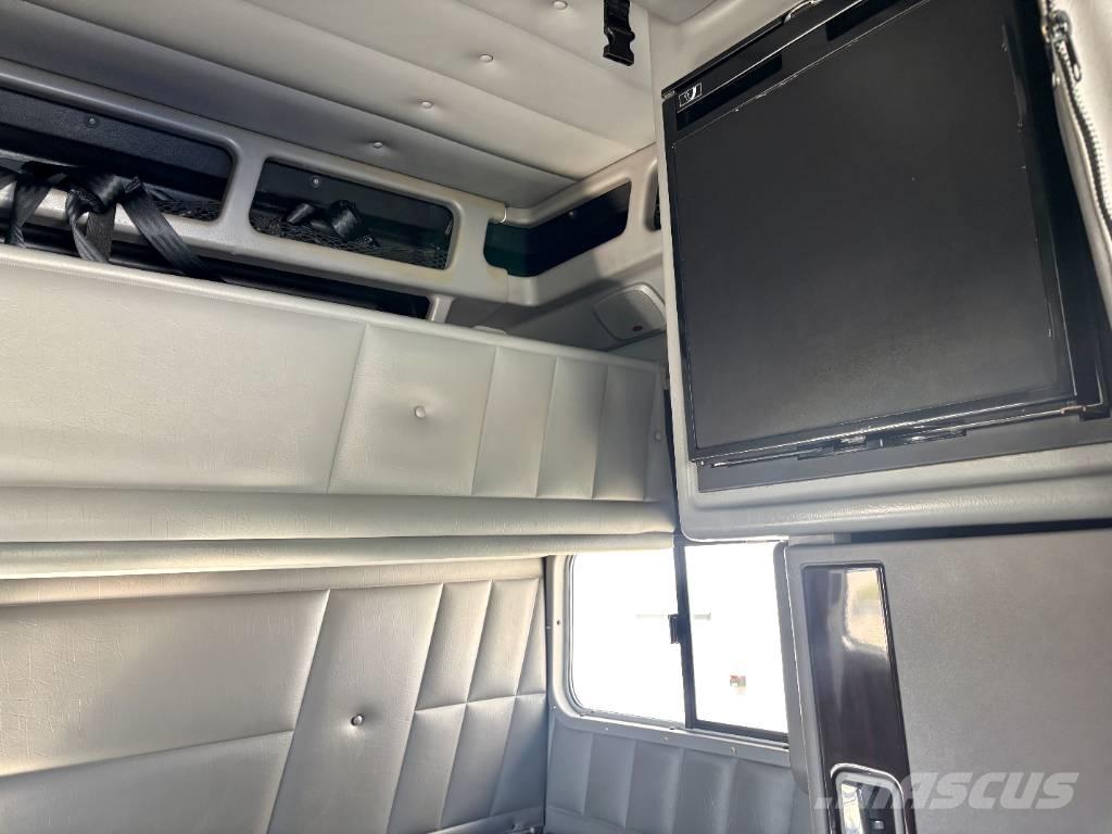 Peterbilt 389 Vilcēji