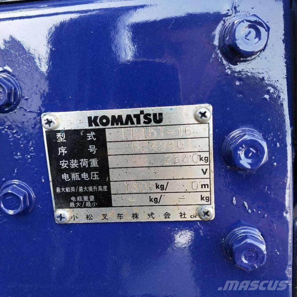Komatsu 1.5t Tehnika ar dīzeļa dzinēju