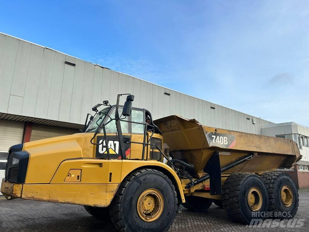 CAT 740 B Artikulētie pašizgāzēji