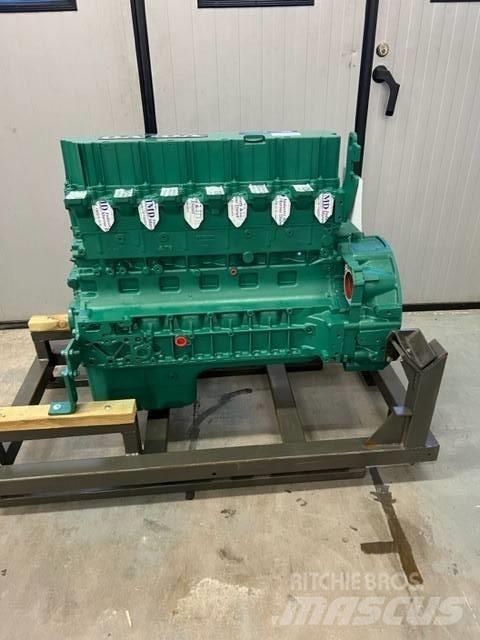 Volvo D8H Iekrāvēji uz riteņiem