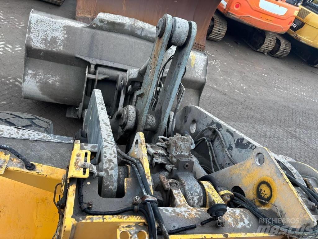 Volvo L 120 E Iekrāvēji uz riteņiem