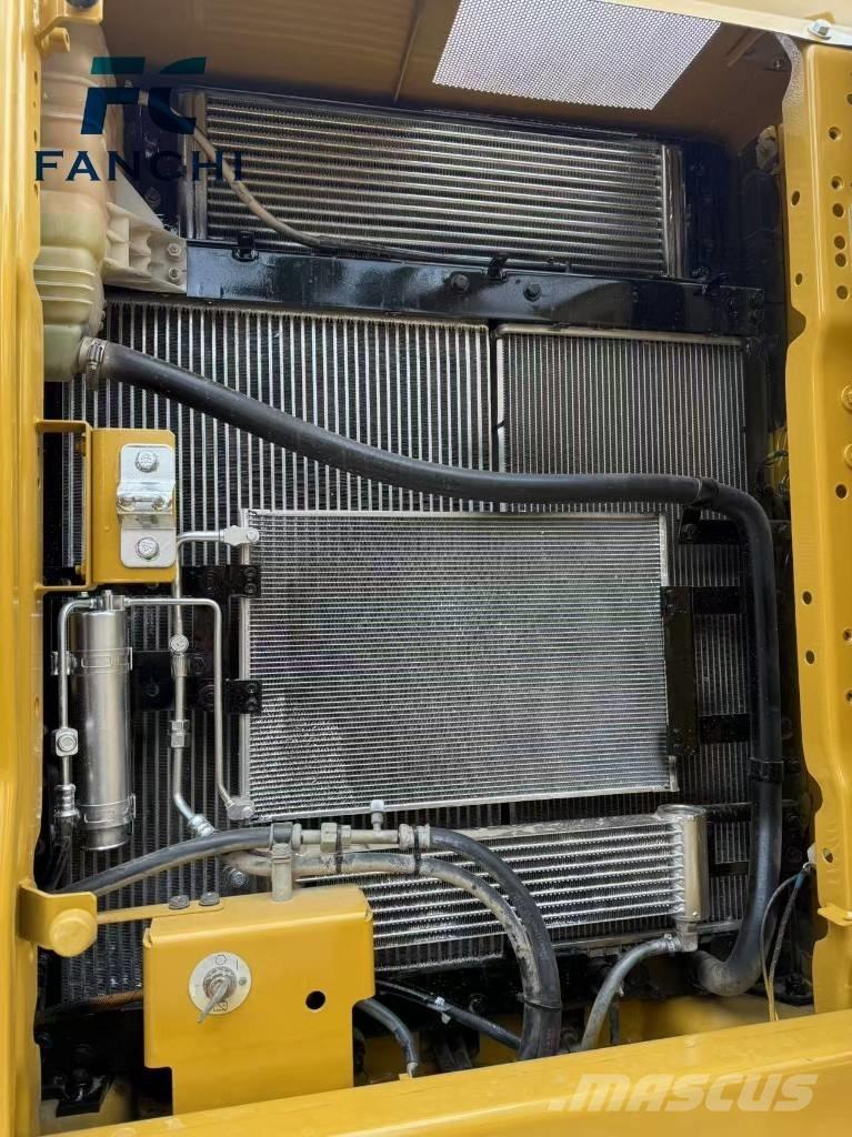 CAT 320 Kāpurķēžu ekskavatori