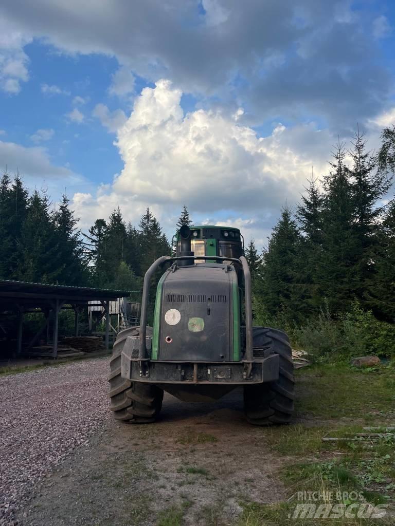 John Deere 1270 G Harvesteri