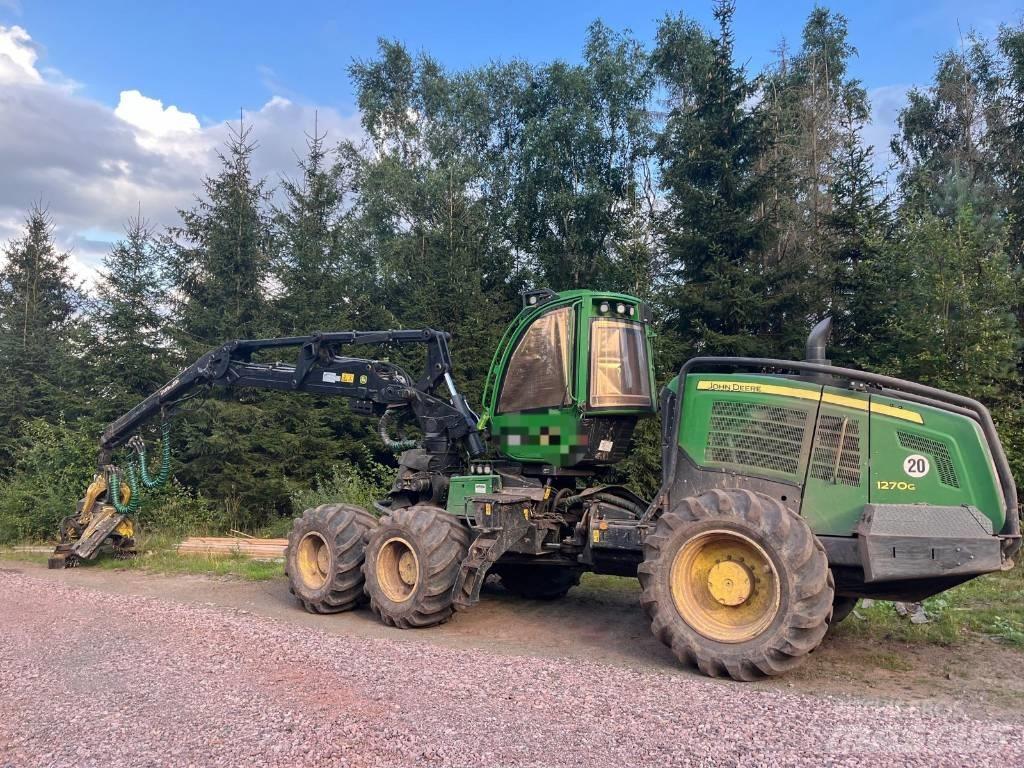 John Deere 1270 G Harvesteri