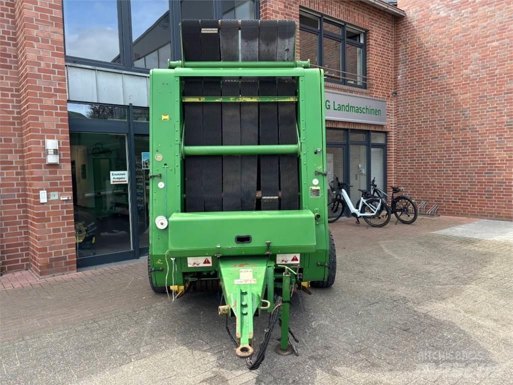 John Deere 550 Rituļu preses