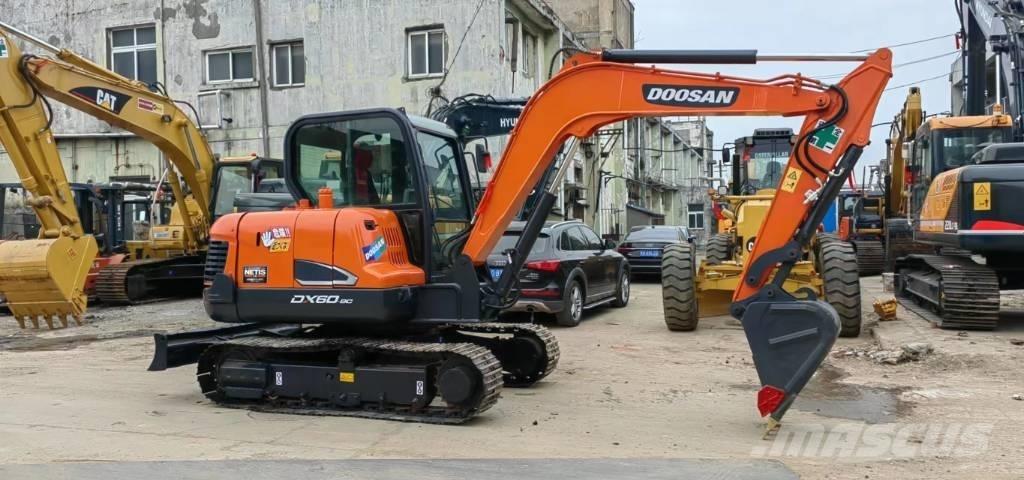 Doosan DX 60 Mini ekskavatori < 7 t