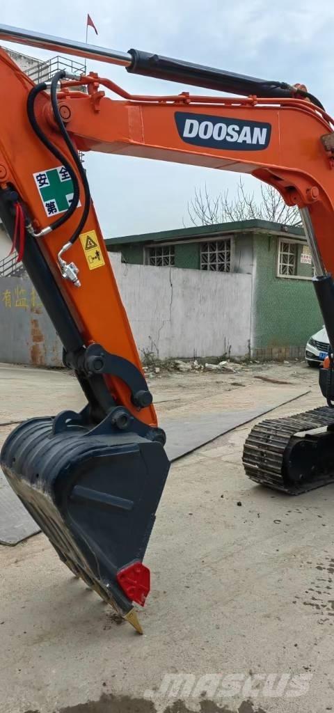 Doosan DX 60 Mini ekskavatori < 7 t