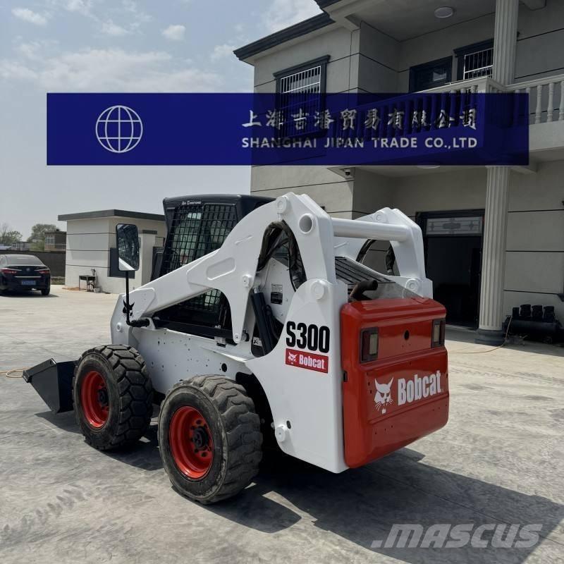 Bobcat S 300 Lietoti riteņu kompaktiekrāvēji