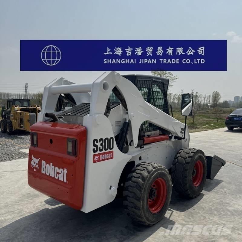 Bobcat S 300 Lietoti riteņu kompaktiekrāvēji