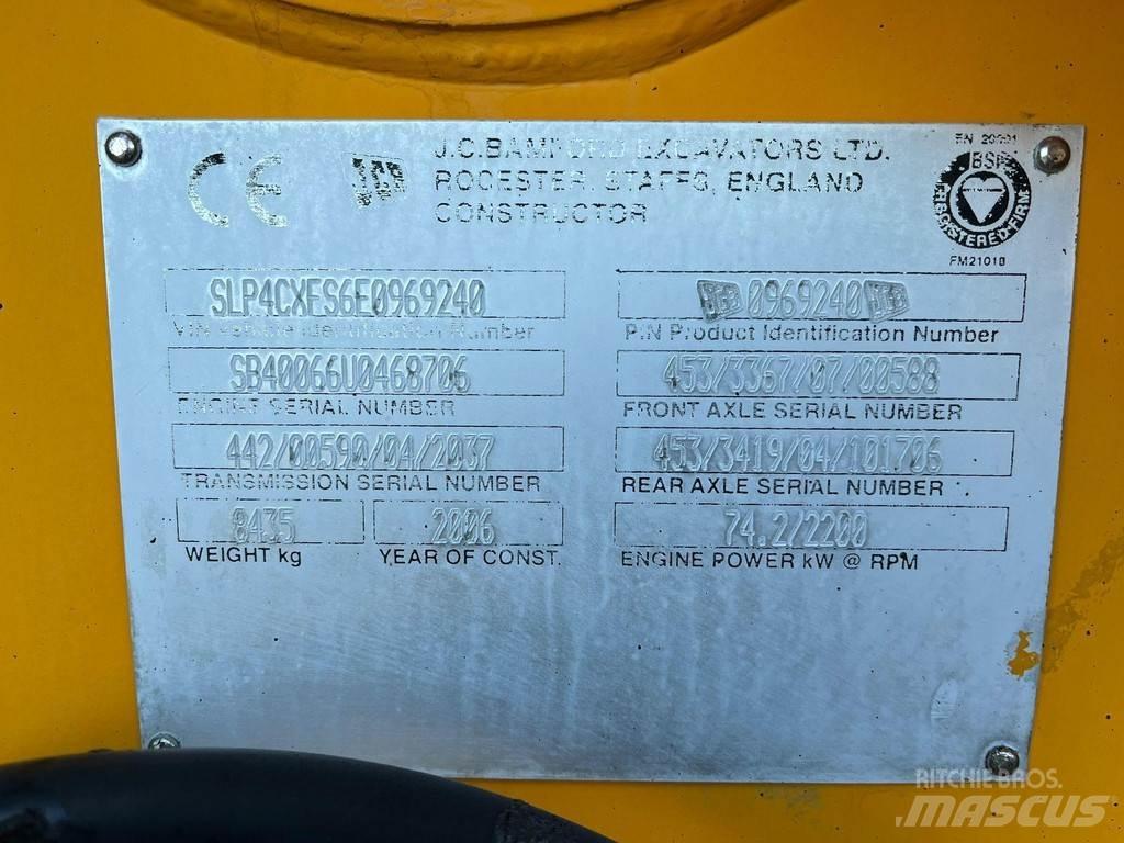 JCB 4 CX 4x4 Ekskavatori-iekrāvēji