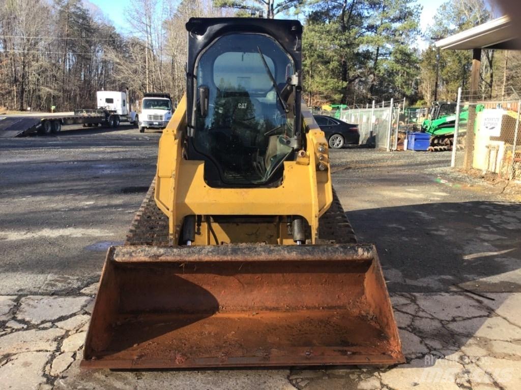 CAT 259D Lietoti riteņu kompaktiekrāvēji