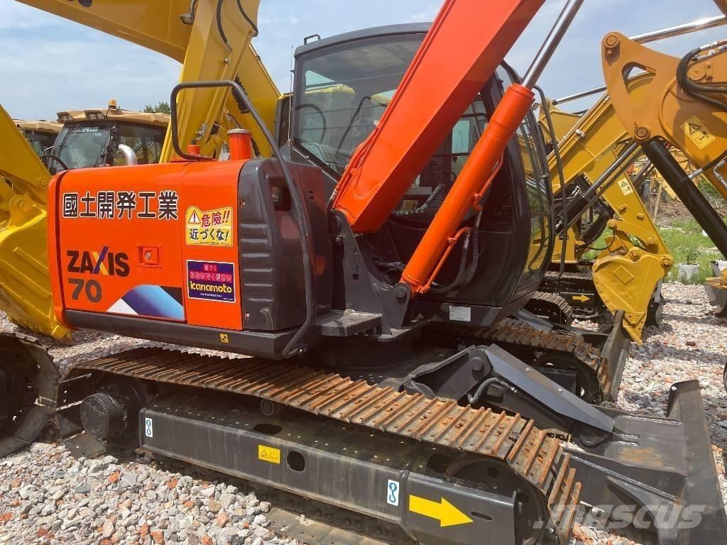 Hitachi ZX 70 Kāpurķēžu ekskavatori