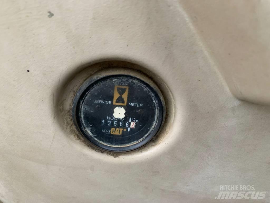 CAT 320N Kāpurķēžu ekskavatori