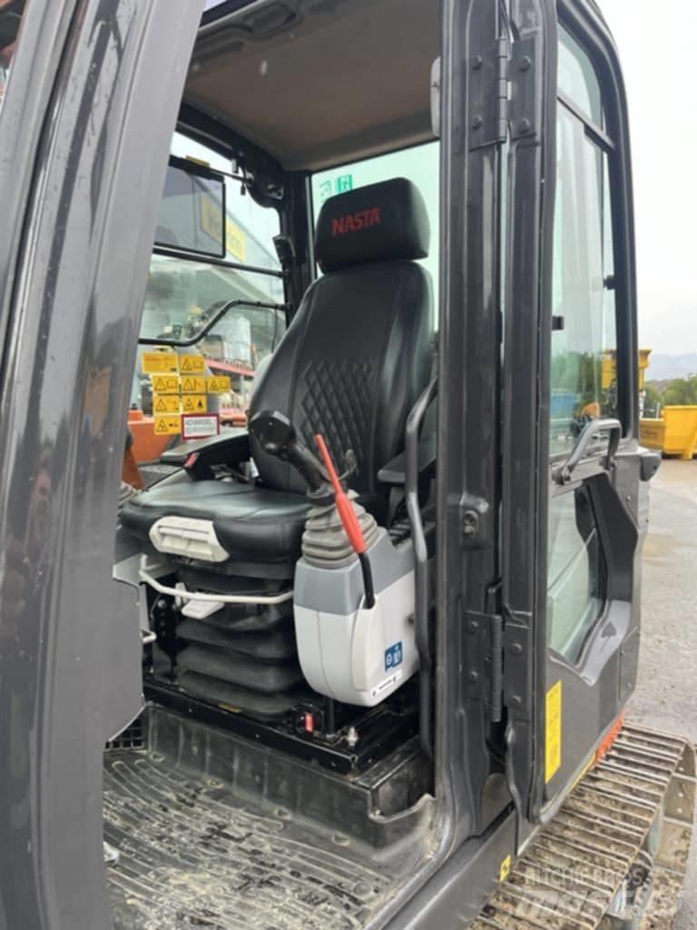 Hitachi ZX 85 US-6 Vidēja lieluma ekskavatori 7 t - 12 t