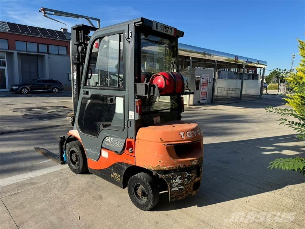 Toyota 7FGF25 LPG tehnika
