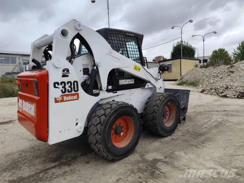 Bobcat S 330 Lietoti riteņu kompaktiekrāvēji