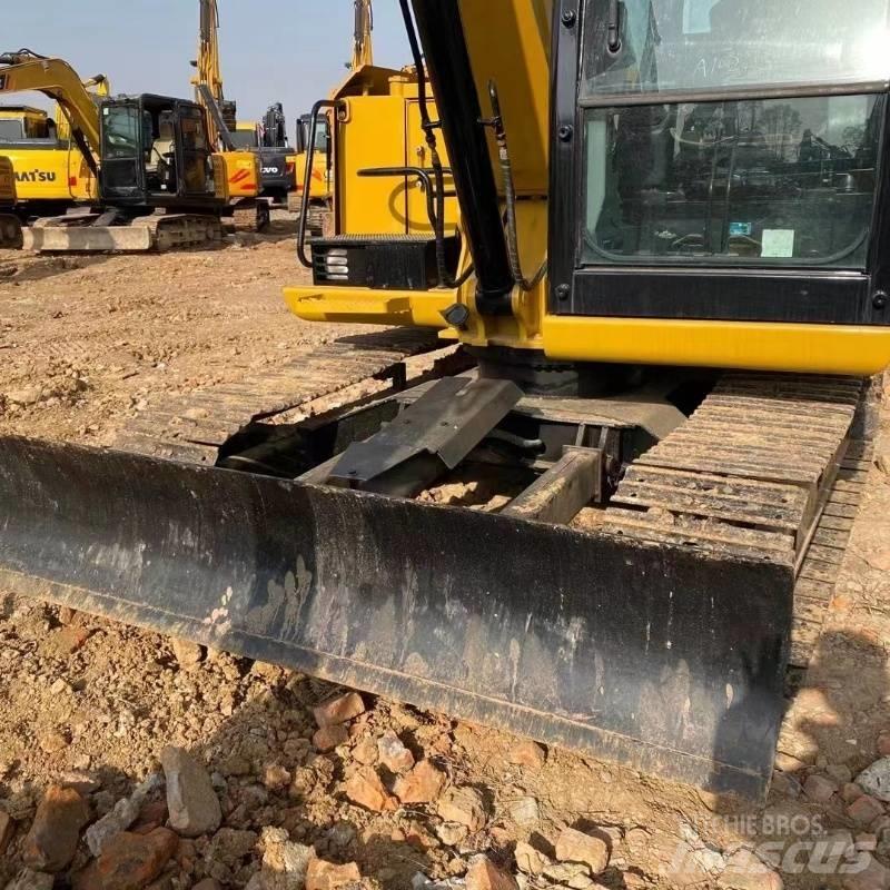 CAT 307 Kāpurķēžu ekskavatori