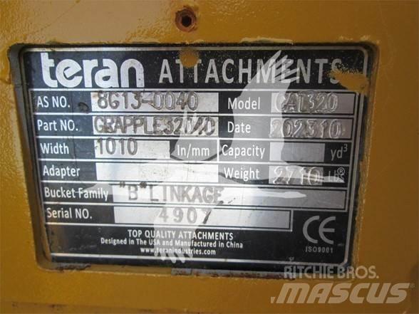 Teran CAT 320 Pašgrābji