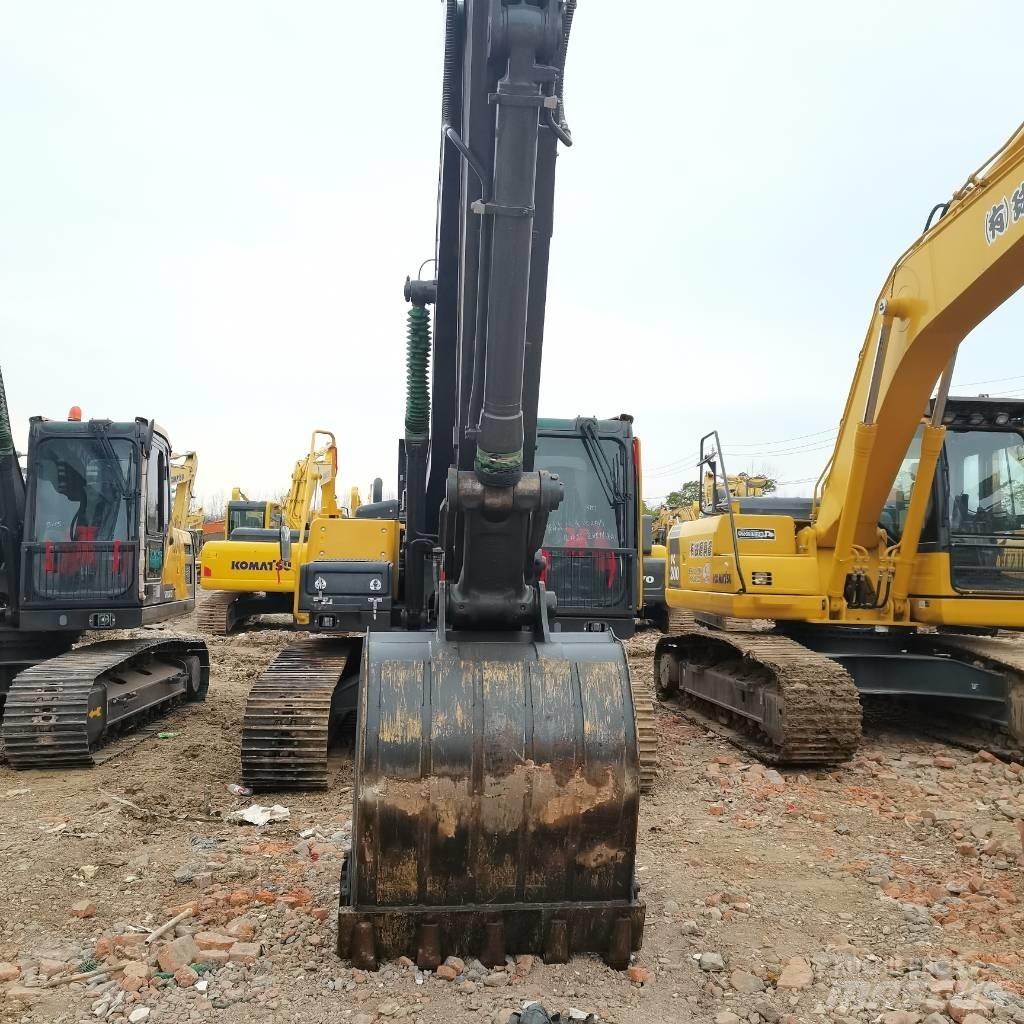 Volvo EC 240 Kāpurķēžu ekskavatori