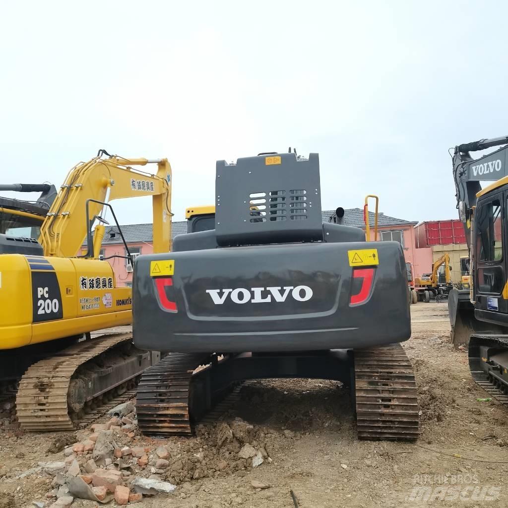 Volvo EC 240 Kāpurķēžu ekskavatori