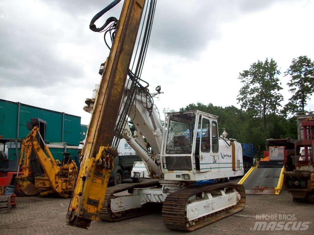 Liebherr R 942 Urbjtorņi