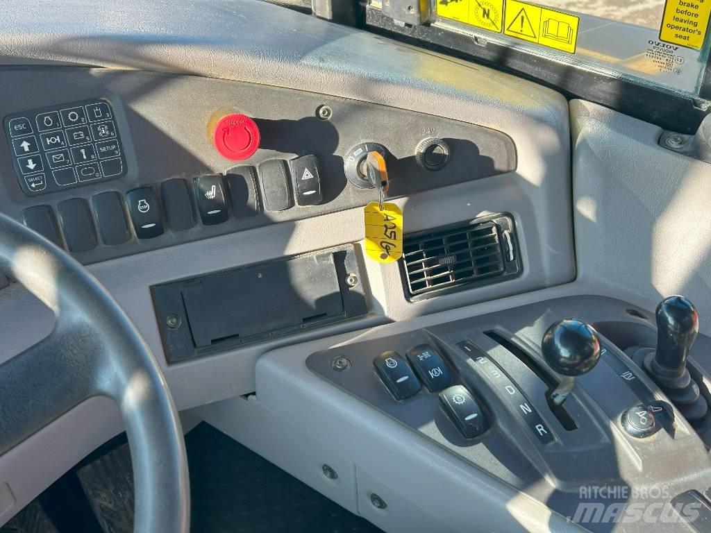 Volvo A 25 G Artikulētie pašizgāzēji