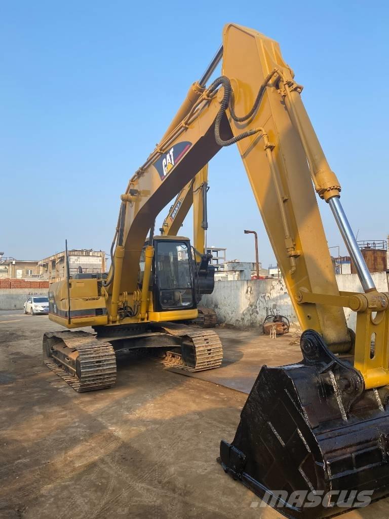 CAT 320 B Kāpurķēžu ekskavatori