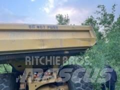 CAT 740 B Artikulētie pašizgāzēji