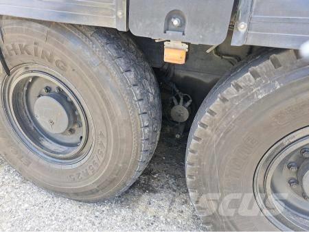 Liebherr LTM 1055-1 Visurgājēji celtņi