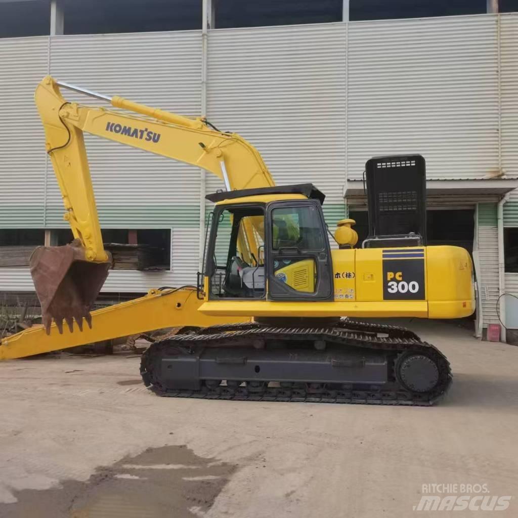Komatsu PC 300-7 Kāpurķēžu ekskavatori