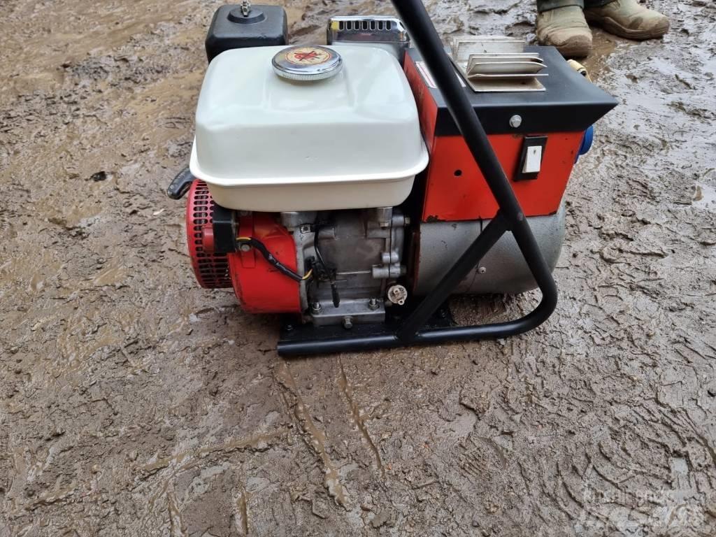 Honda GX 140 2,5KW Dīzeļģeneratori
