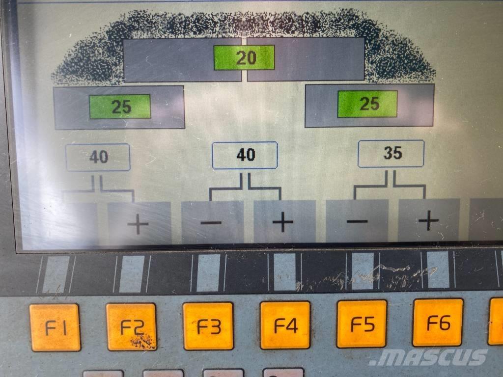 Volvo P7820C Asfalta klājēji