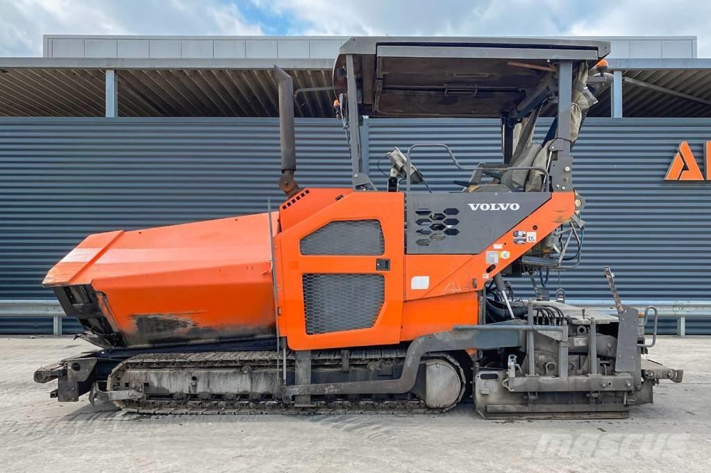 Volvo P7820C Asfalta klājēji