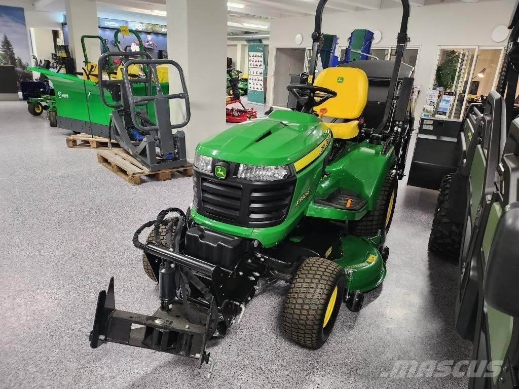 John Deere 950R Mauriņa traktors