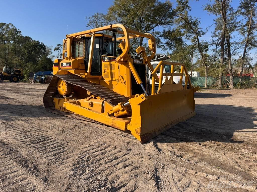 CAT D 6 R LGP II Kāpurķēžu buldozeri