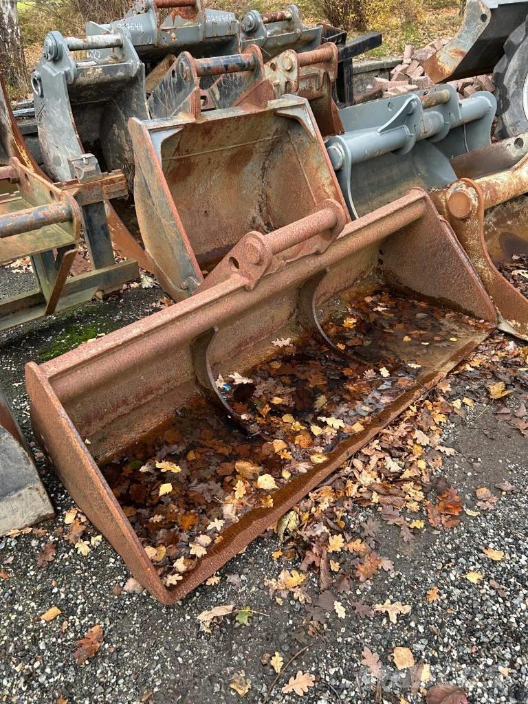 Liebherr 913 compact Ekskavatori uz riteņiem