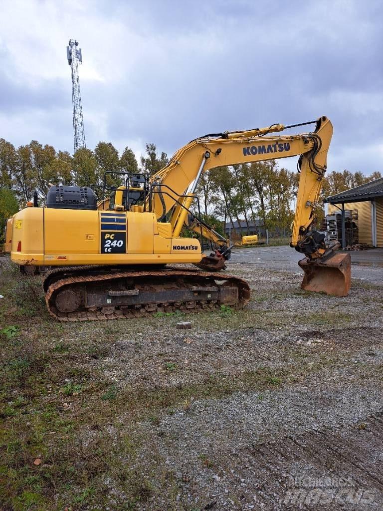 Komatsu PC 240 LC-11 Kāpurķēžu ekskavatori