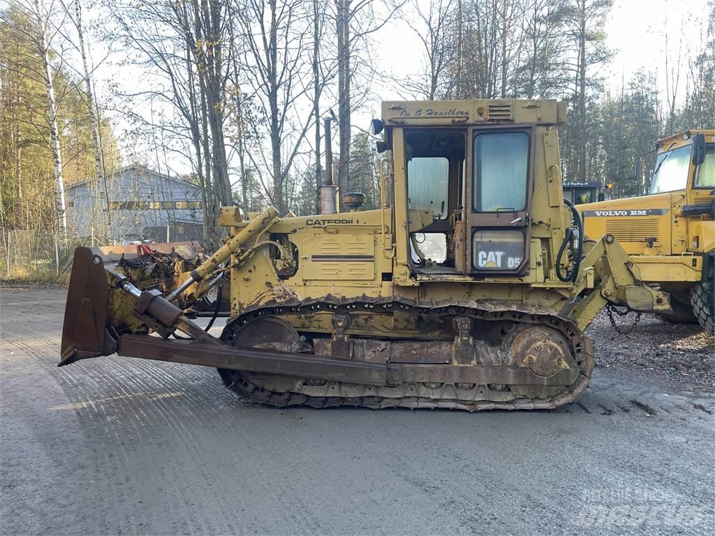 CAT D5B 44x890 Kāpurķēžu buldozeri