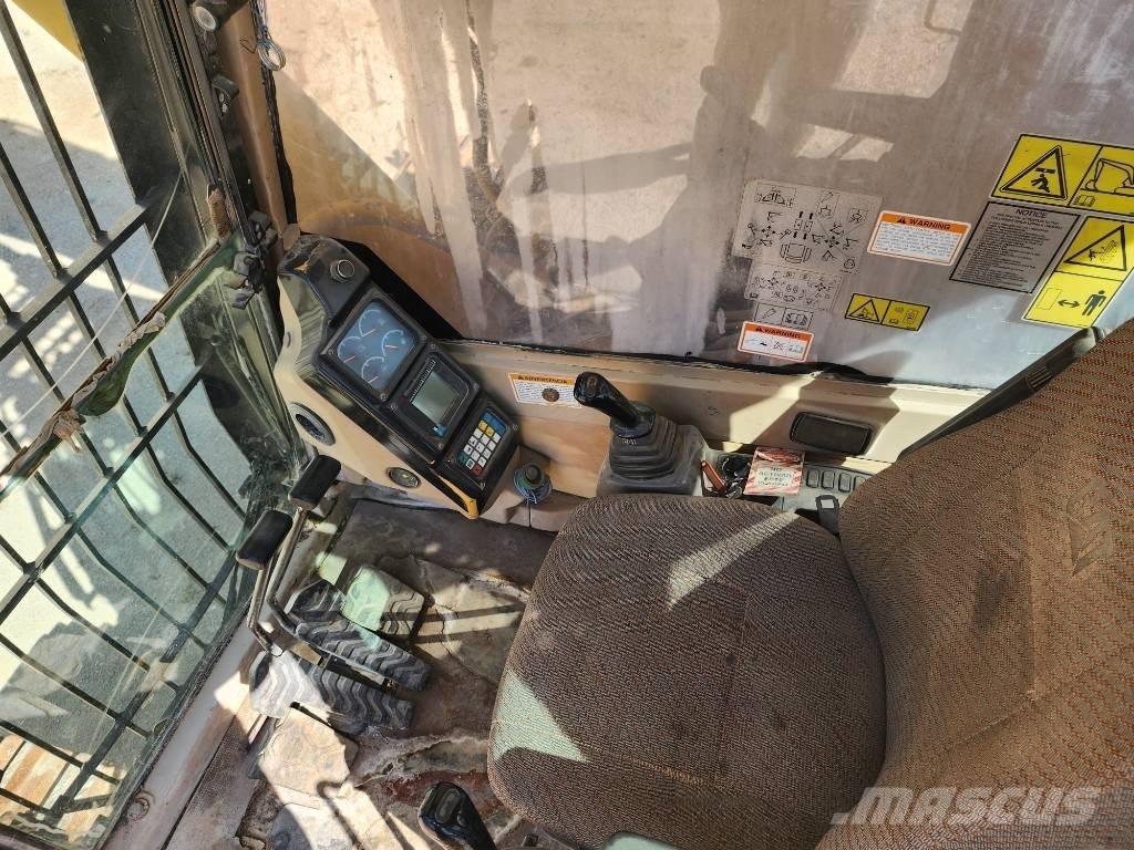 CAT 365BII Kāpurķēžu ekskavatori