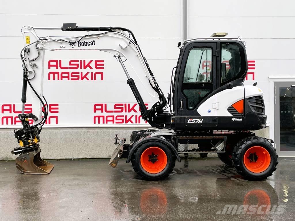 Bobcat E 57 W Ekskavatori uz riteņiem